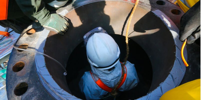 The risks of oxygen deficiency & oxygen enrichment in confined spaces